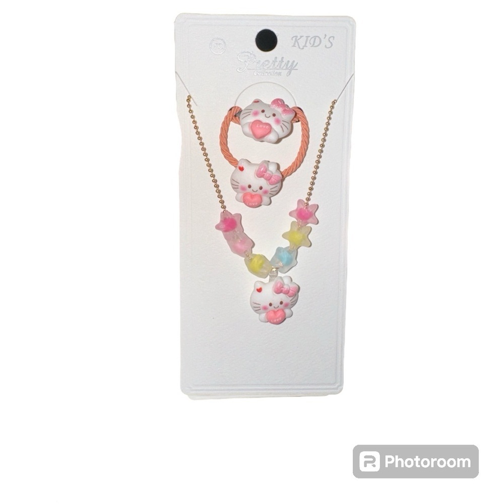 Kitty hair accessories‎ and necklace